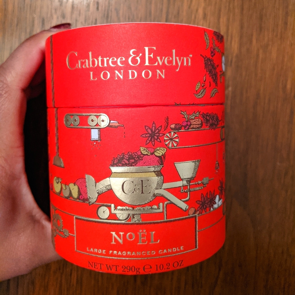 NWOT Discontinued Crabtree and Evelyn Noel Candle